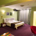 Francesca Obor 4*