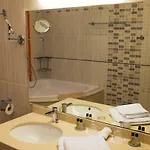 Francesca Obor Aparthotel 4*