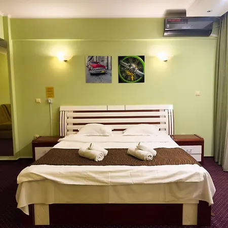 Francesca-aurora Obor 4* Bucureşti