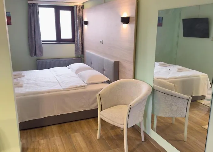 Apart-hotel Francesca 4*