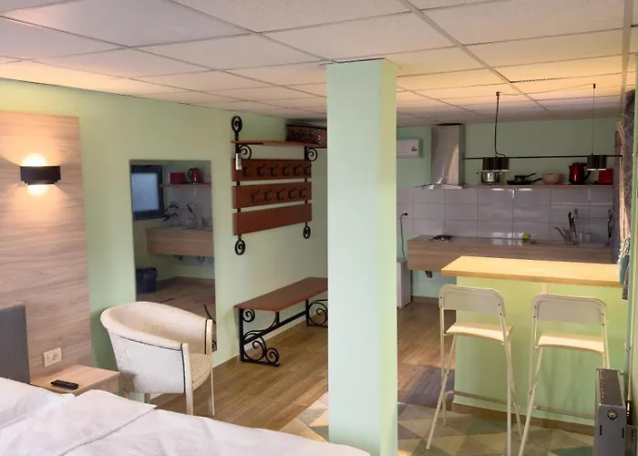 Apartmanhotel Francesca 4*