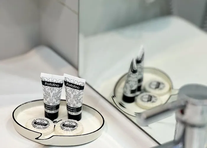 Francesca Apartahotel