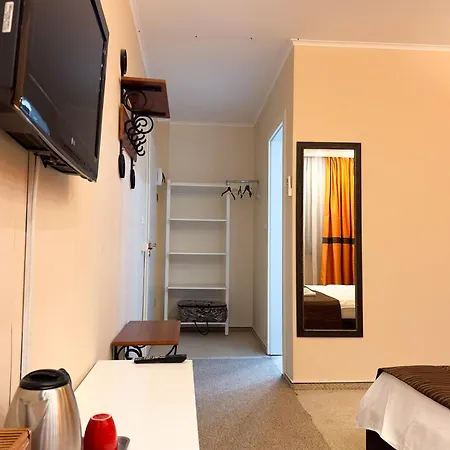 Francesca Aparthotel
