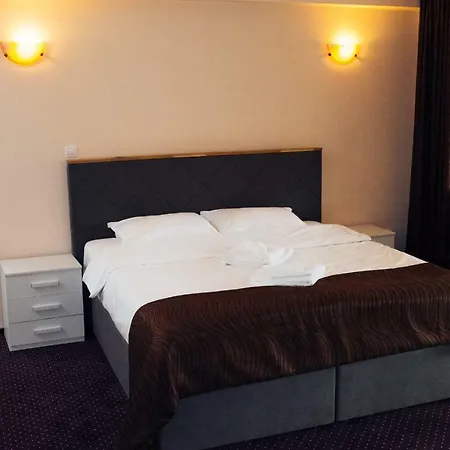 Aparthotel Francesca 2*
